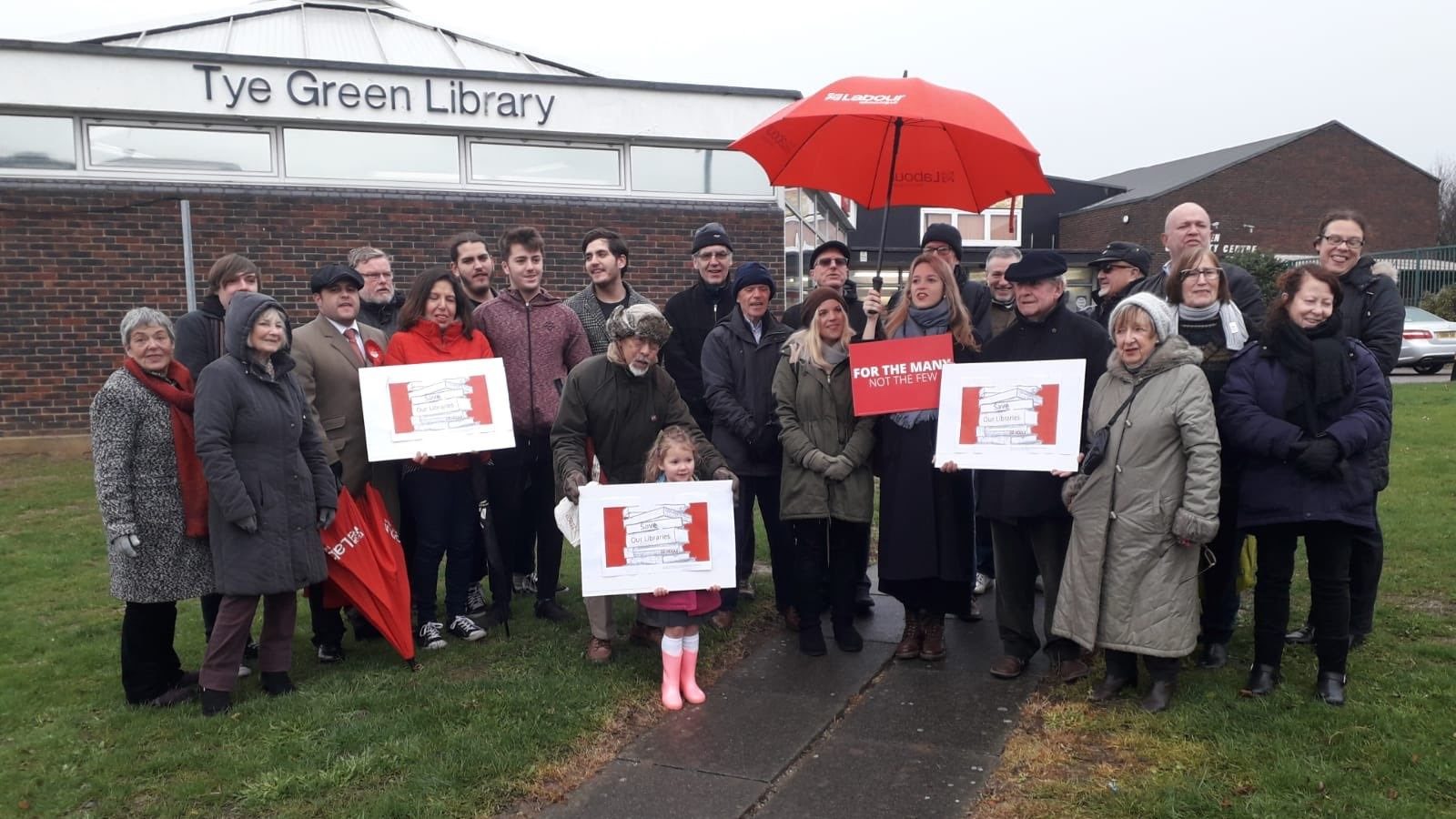 Harlow Labour protesting over proposed library closures